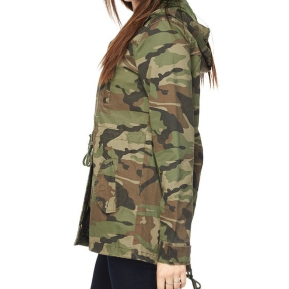 Camouflage print cotton hooded utility cargo jacket zip front lined New - Picture 4 of 9